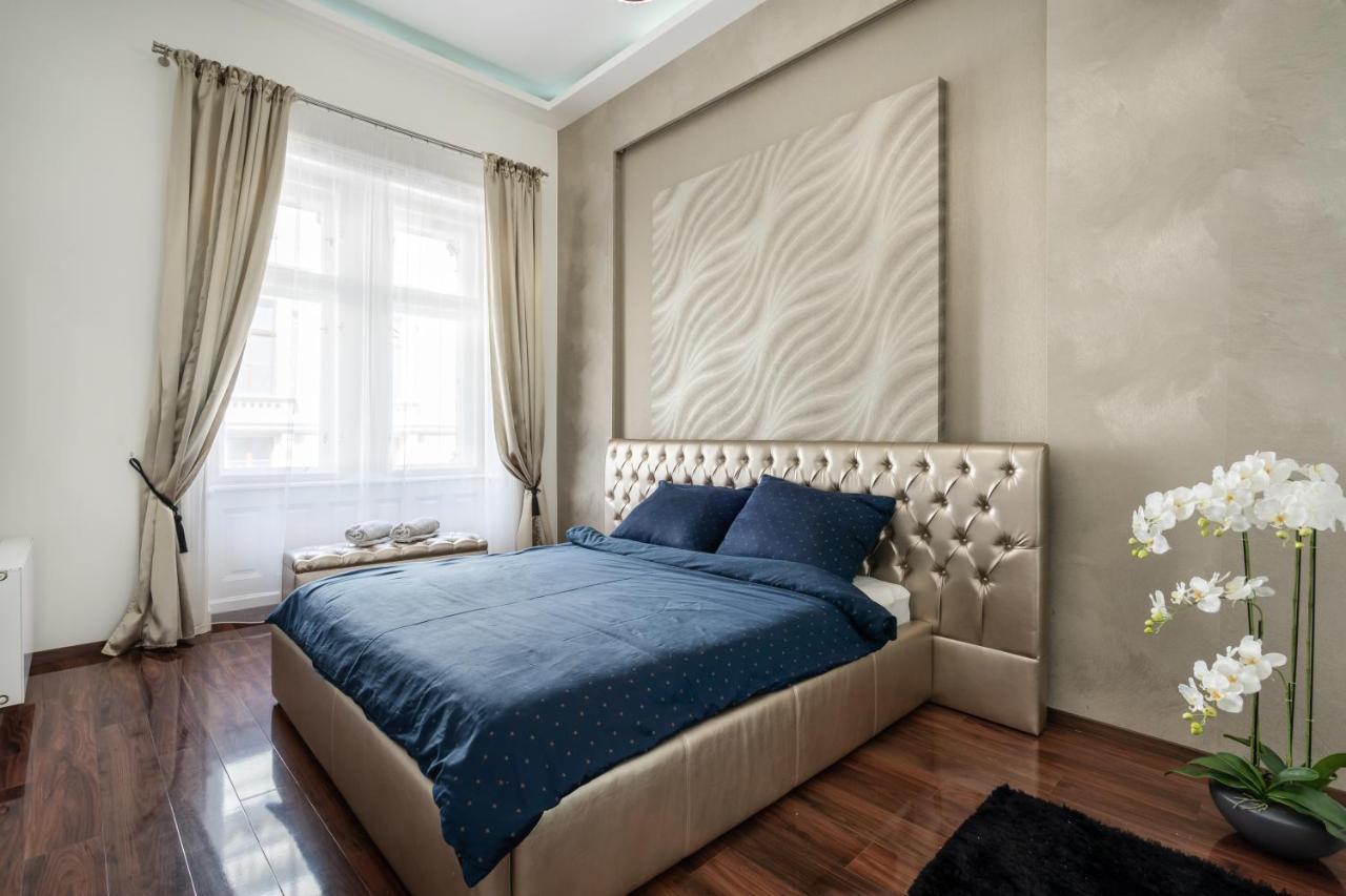 Opera Luxury Apartment With Free Parking Budapest Exterior photo